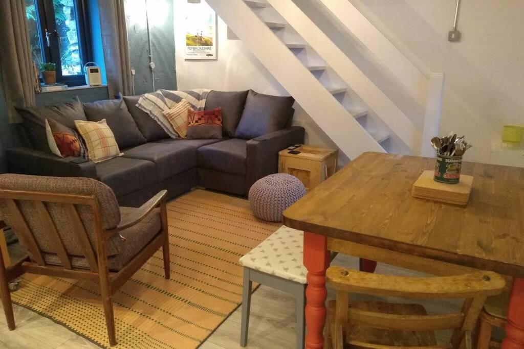 Farmhand Cottage Narberth Zewnętrze zdjęcie