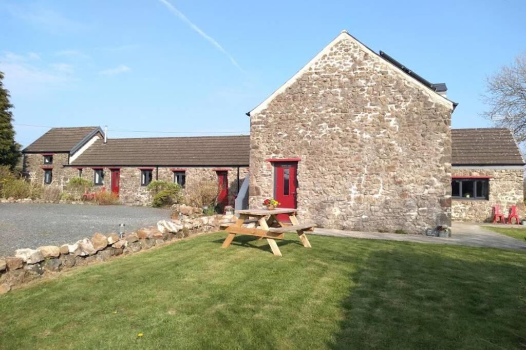 Farmhand Cottage Narberth Zewnętrze zdjęcie